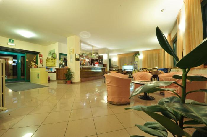 Hotel Torre Sondalo Exterior photo